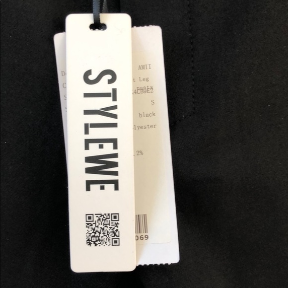 Black pants - Picture 3 of 4